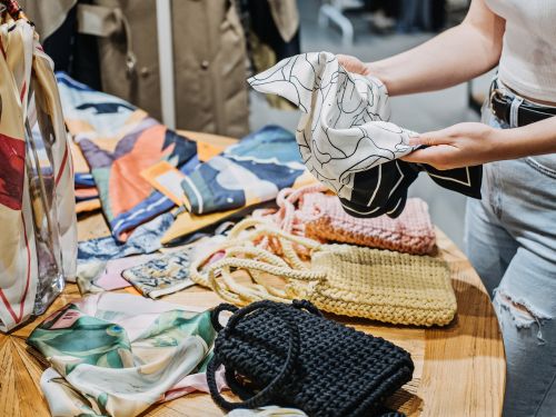 How To Research Before You Start Thrift Clothes Shopping